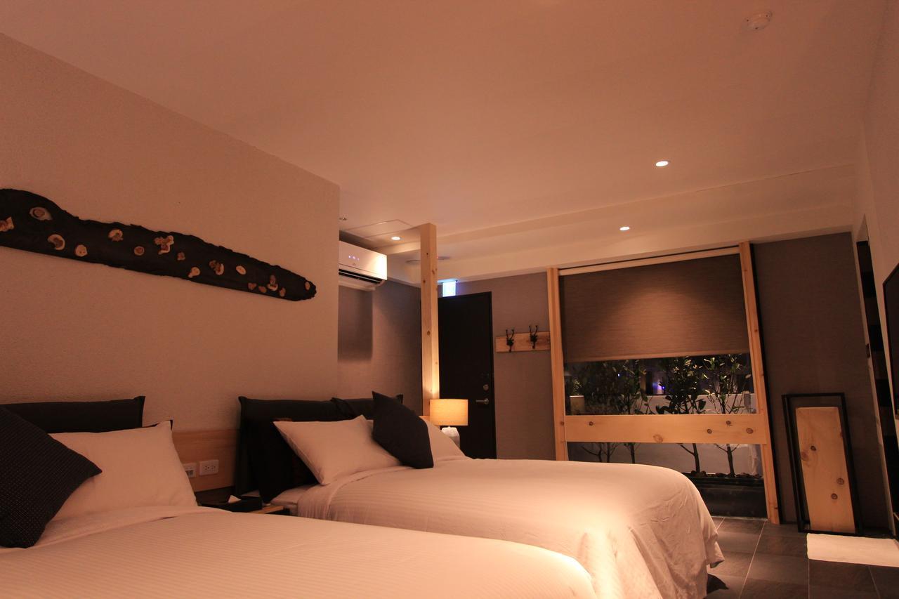 Roppongi Motel - Dalian Pingtung Bagian luar foto